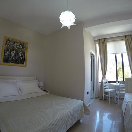 Hotel Orestiada Berat Extérieur photo