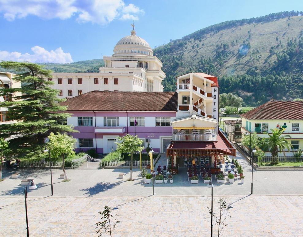Hotel Orestiada Berat Extérieur photo