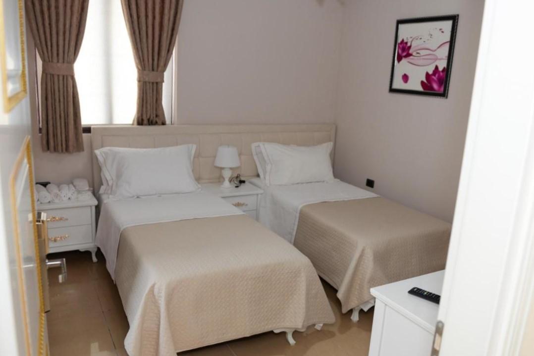 Hotel Orestiada Berat Extérieur photo