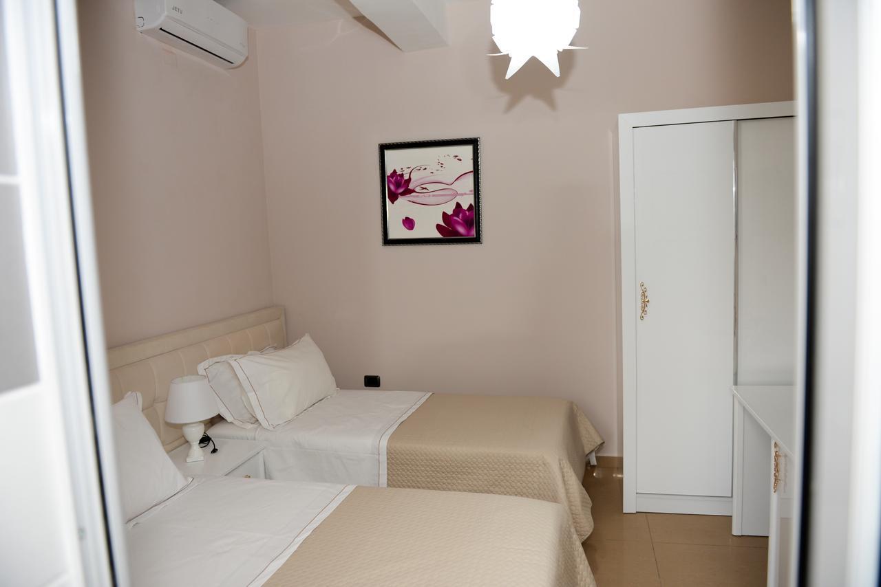 Hotel Orestiada Berat Extérieur photo