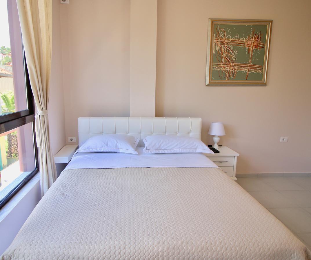 Hotel Orestiada Berat Extérieur photo